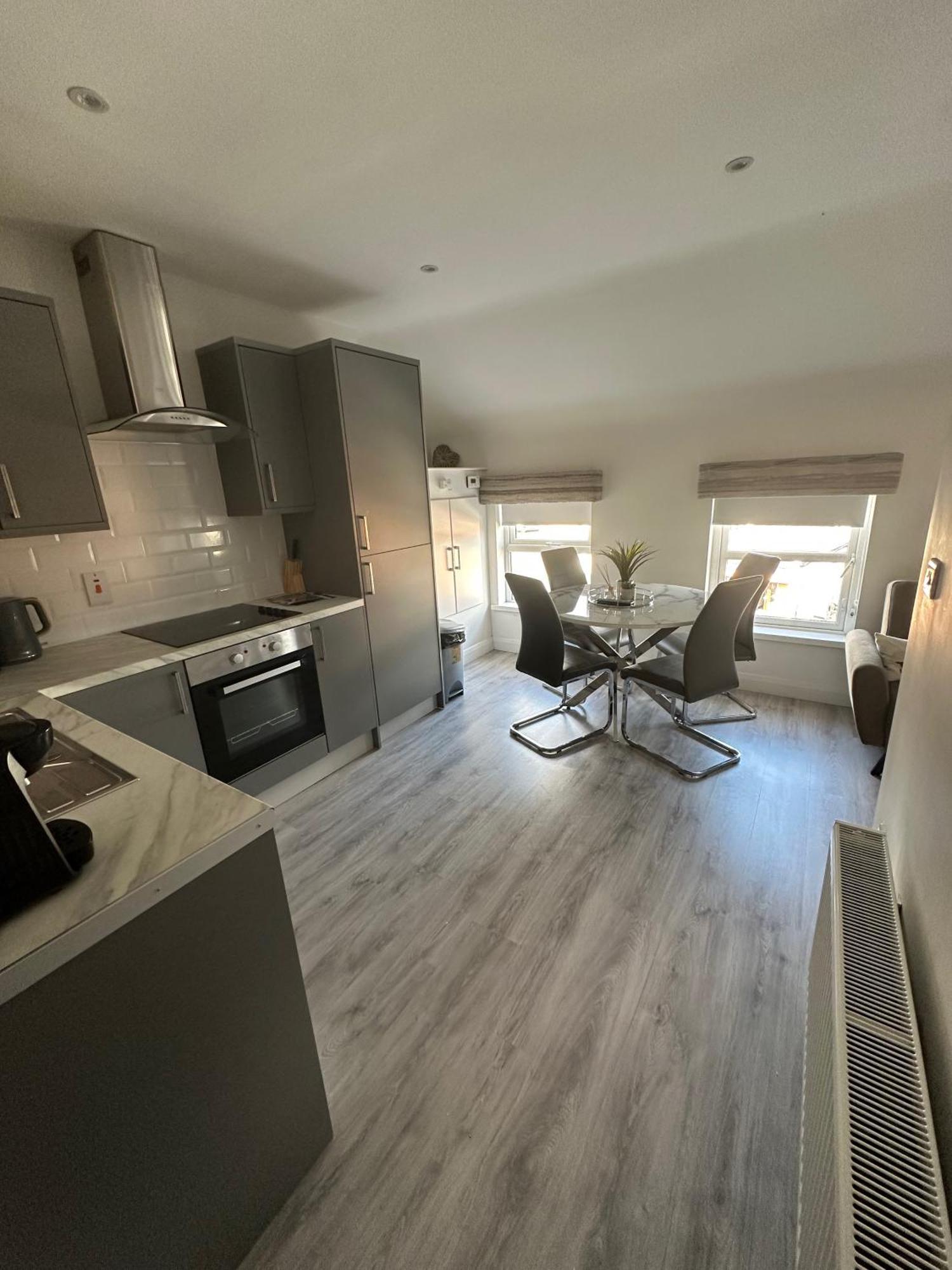 Westland Suites - Stylish, Modern, Elegant, Central Apartments A Londonderry Exterior foto