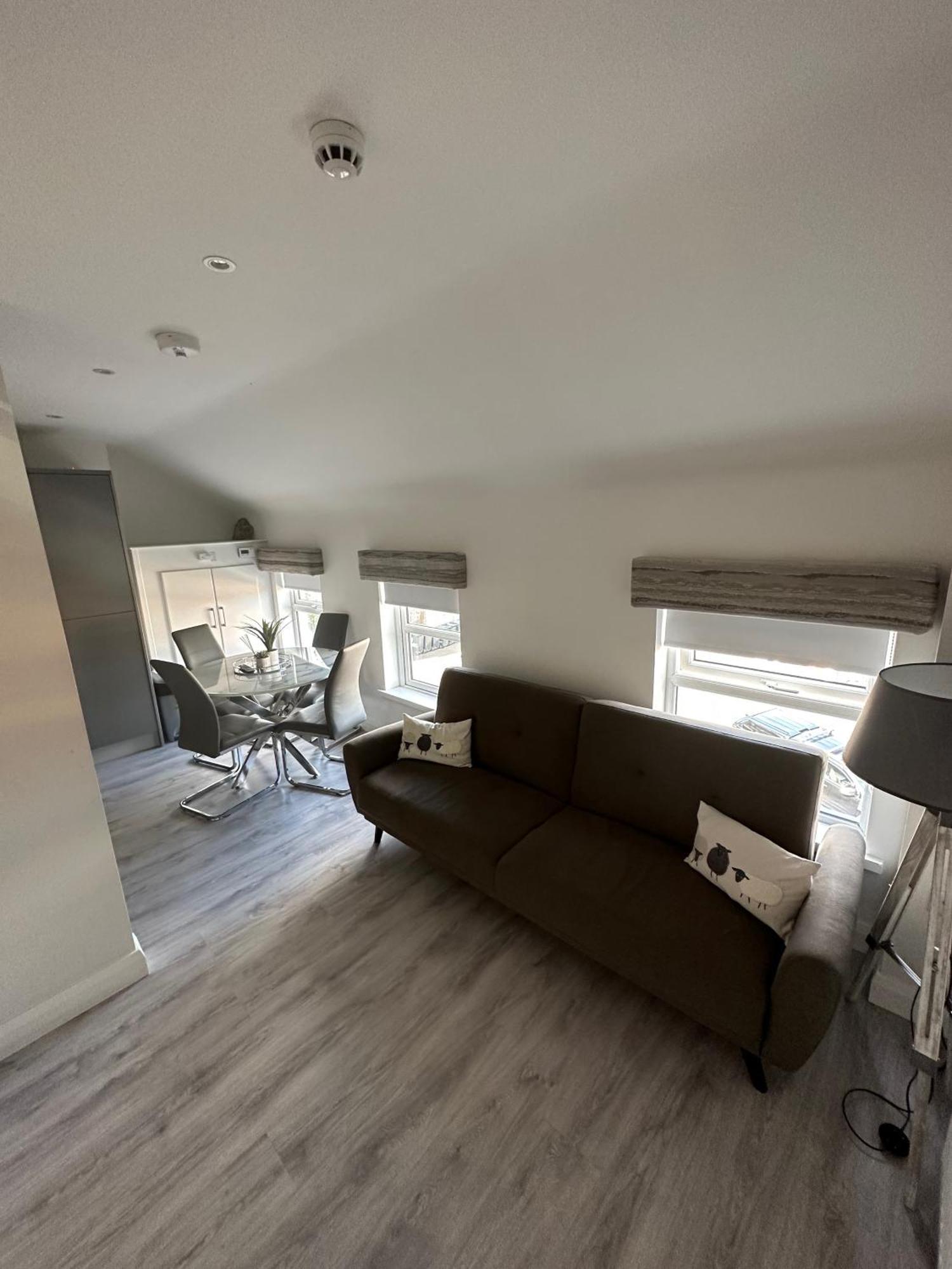 Westland Suites - Stylish, Modern, Elegant, Central Apartments A Londonderry Exterior foto
